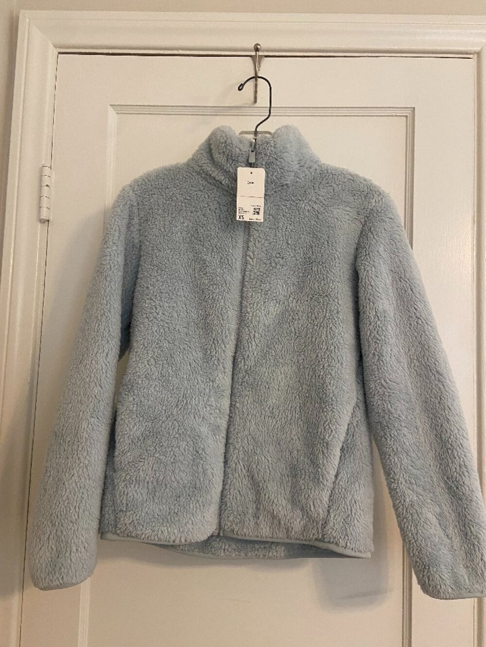 Uniqlo XS Fluffy Yarn Fleece Full Zip Jacket